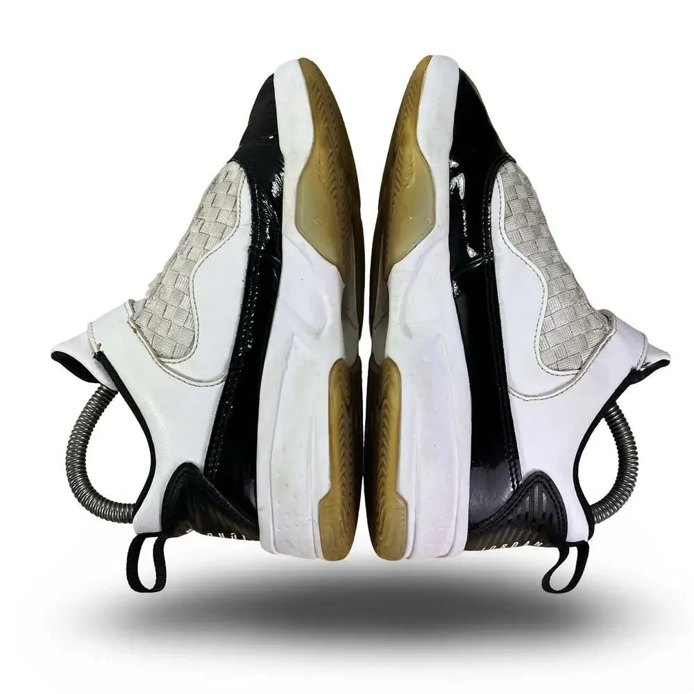 Jordan Max Aura 2 Youth Size 2.5Y Basketball Comfort